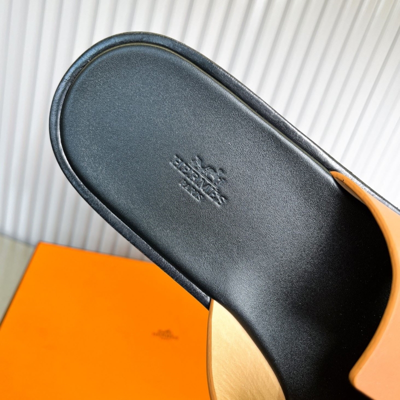 H**me5 slippers